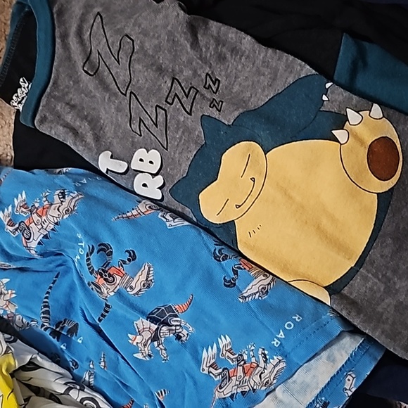 size 6 pajamas 4 sets BUNDLE ONLY long sleeve pants - Picture 2 of 7